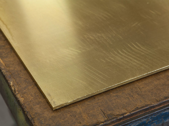 Латунная плита 60 мм 2000 мм Л68 ГОСТ 2208-2007