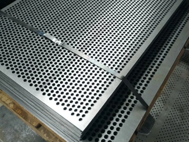 Стальной перфорированный лист Lgl 0.5 мм 3 мм 20 мм Ст3пс ГОСТ 19903-2015